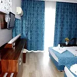 Caretta Relax 4*