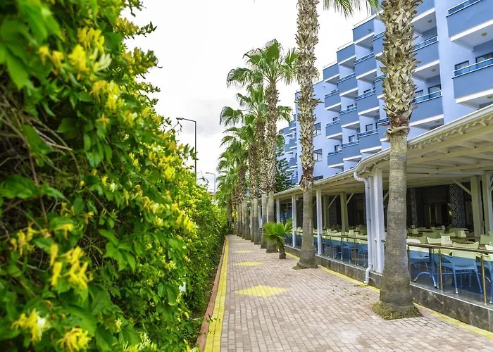 Caretta Relax 4*