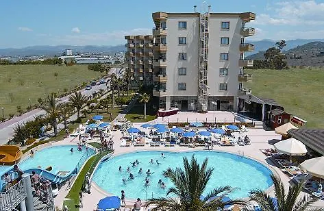 Hotel Caretta Relax 4*